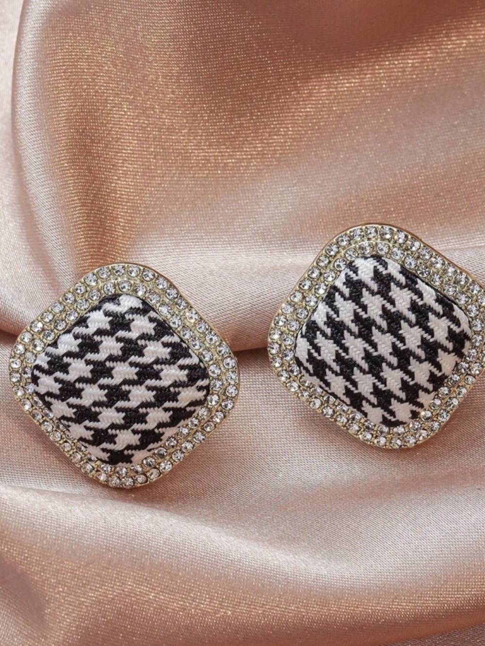 Houndstooth Crystal Frame Button Earrings